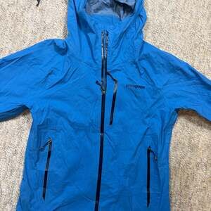 Patagonia Women's Pluma Jacket – Worn Wear® Blue